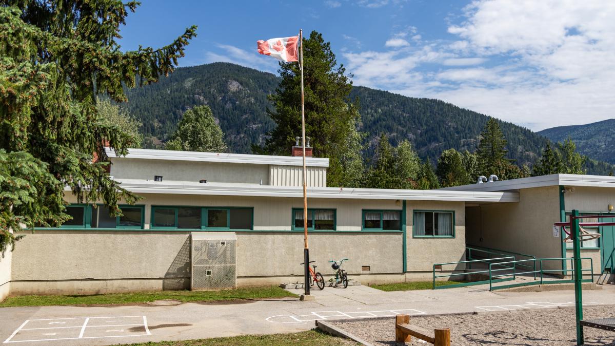 Blewett Elementary School Blewett Elementary School
